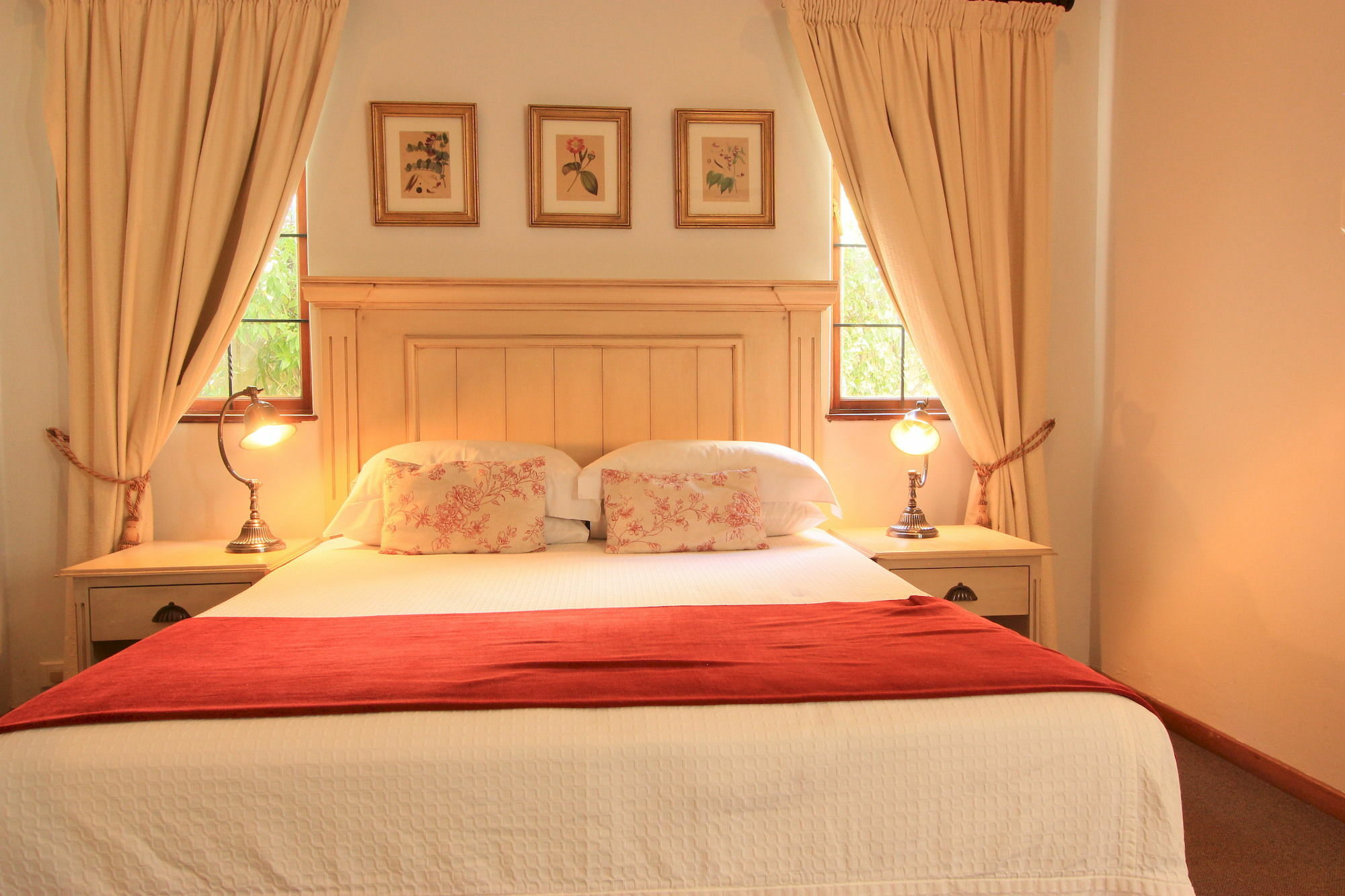 Villa Jana Guesthouse พริทอเรีย ภายนอก รูปภาพ